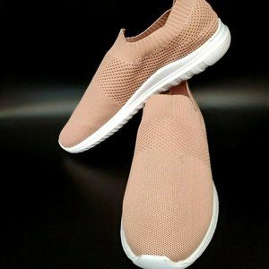 Cloudwalkers by Avenue Women's Size 11 Wide LEAH Slip On Casual Shoes